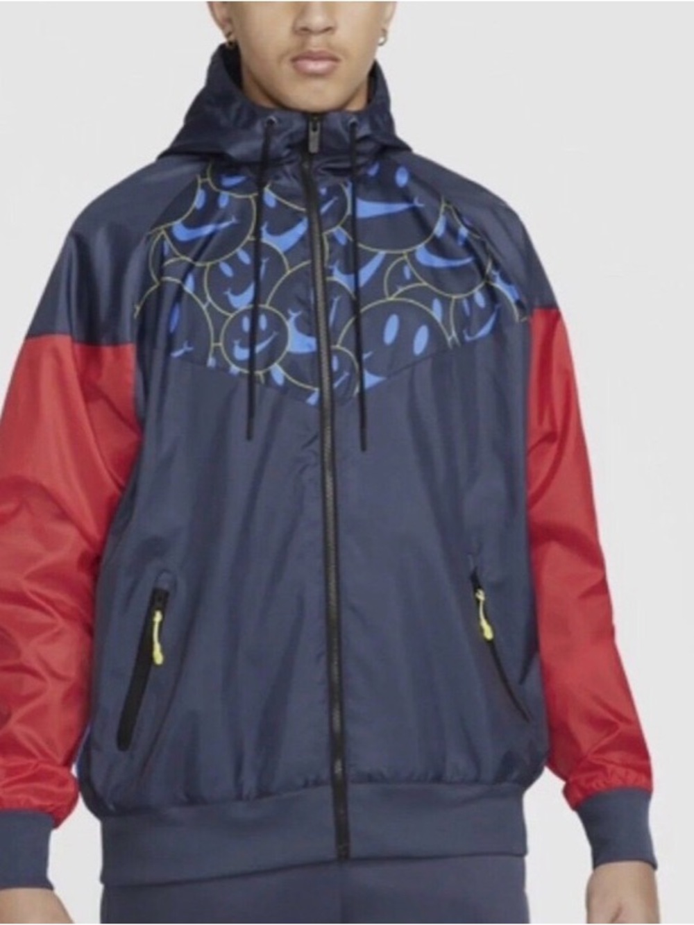 Nike Men’s Go The Extra Smile Windbreaker Hoodie Jacket Size Medium